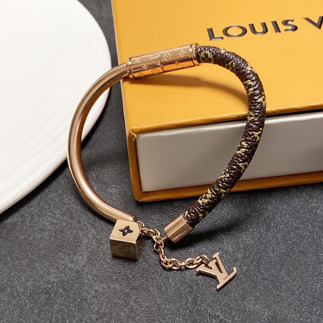 18K Louis Vuitton Dice Bracelet